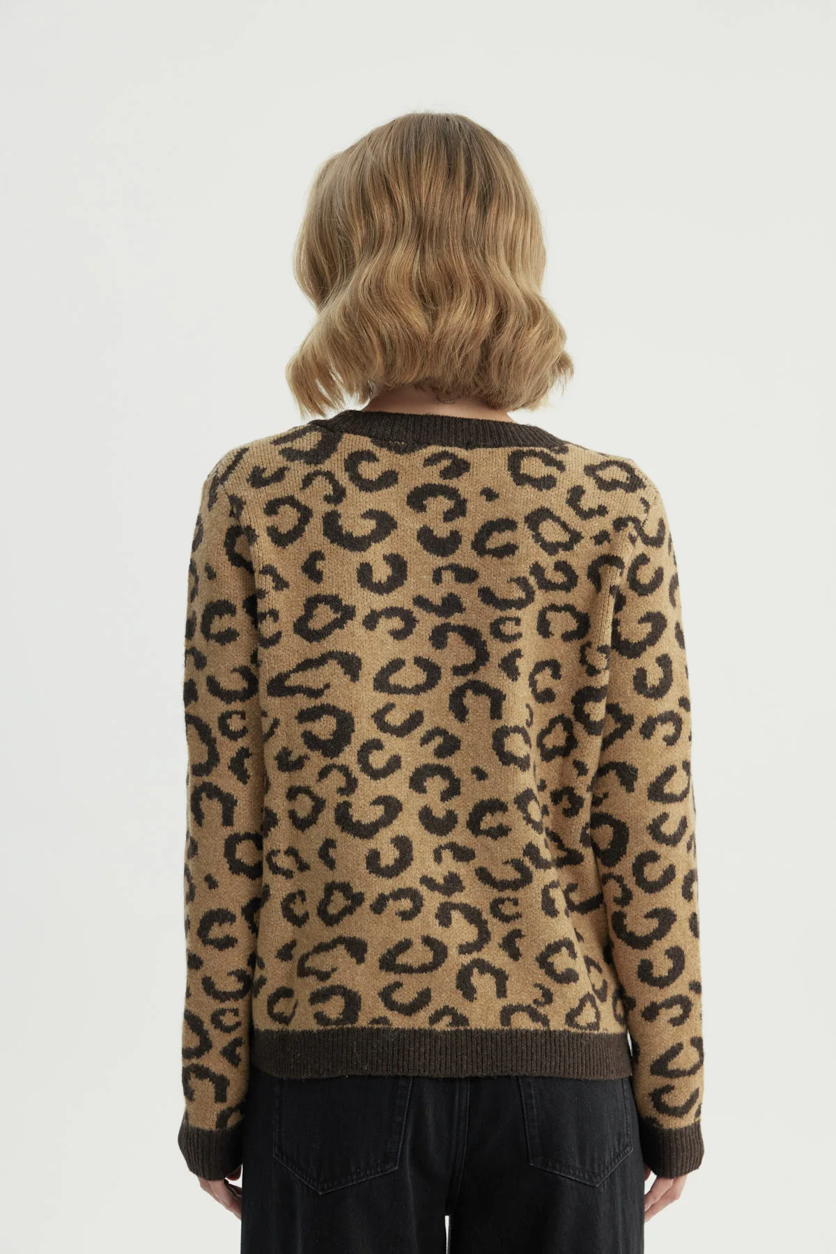 Sweater Mujer Clásico Beige - Image 3