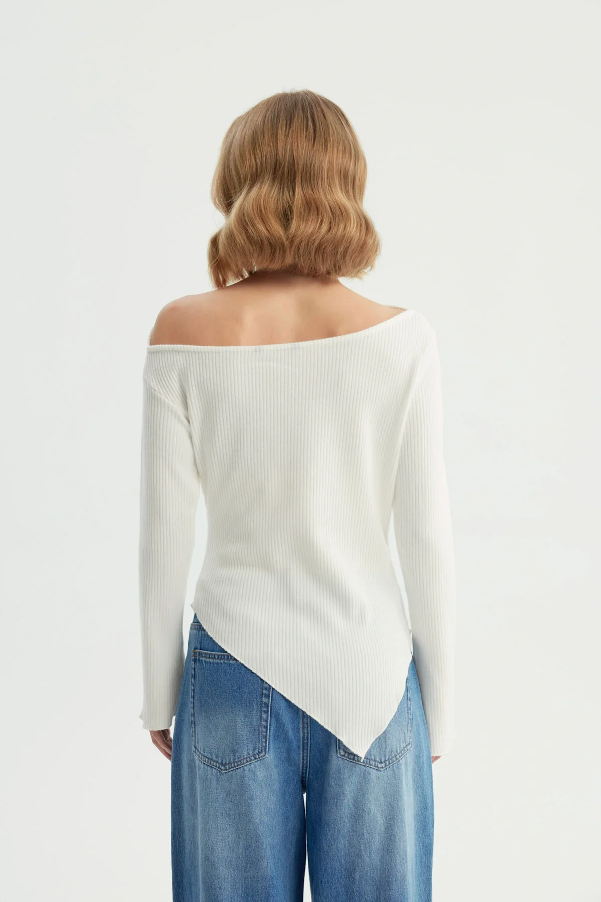 Sweater Mujer Con Faldón Crudo - Image 3