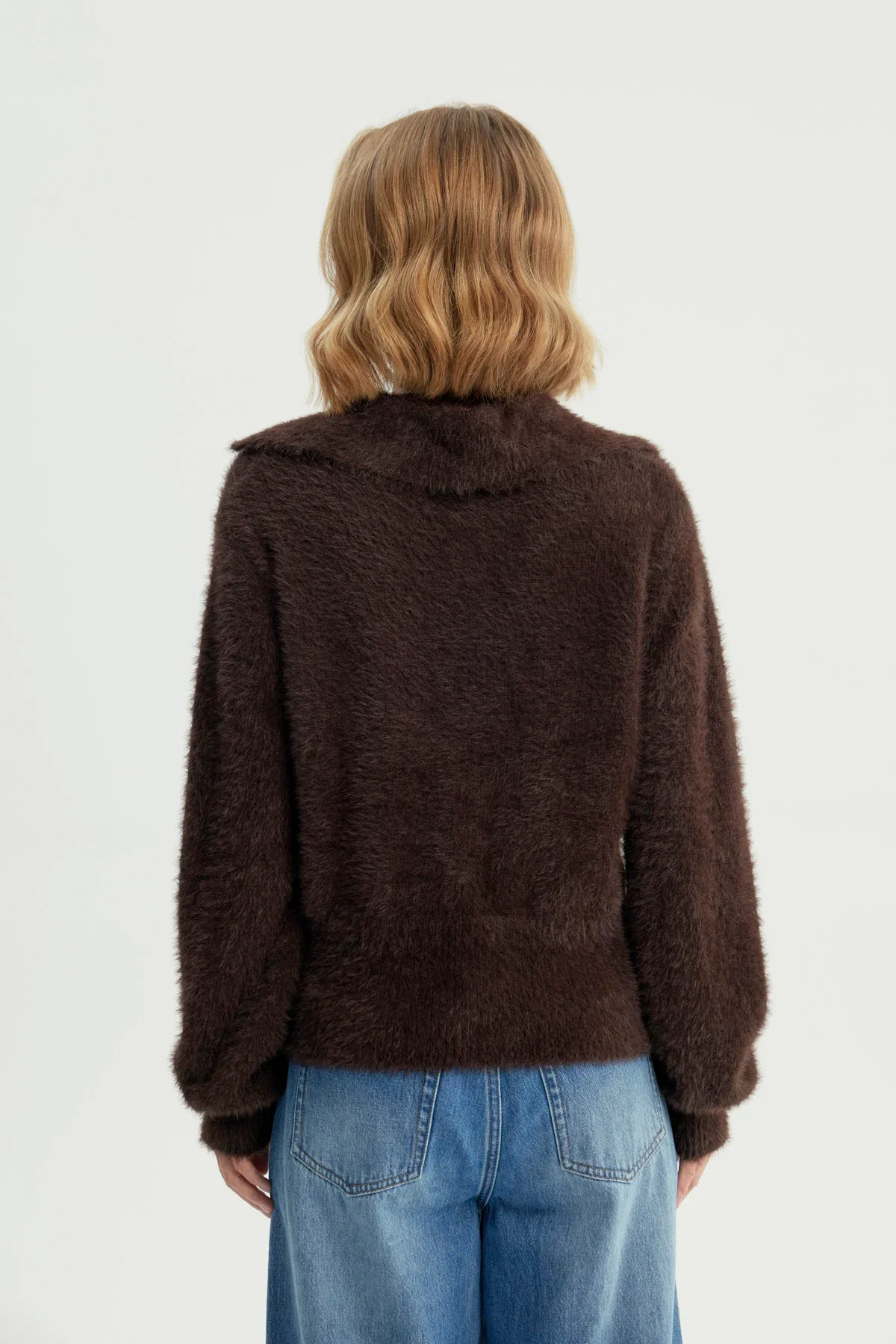Sweater Mujer Oversize Chocolate - Image 3