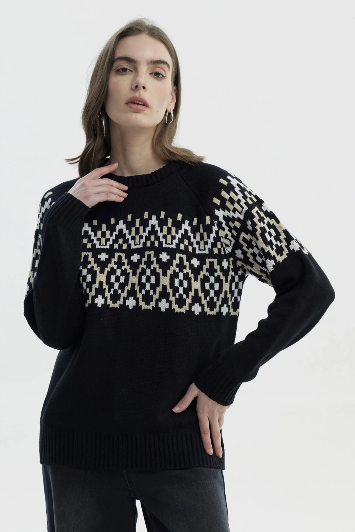 Sweater Mujer Slim Cuello Alto Negro