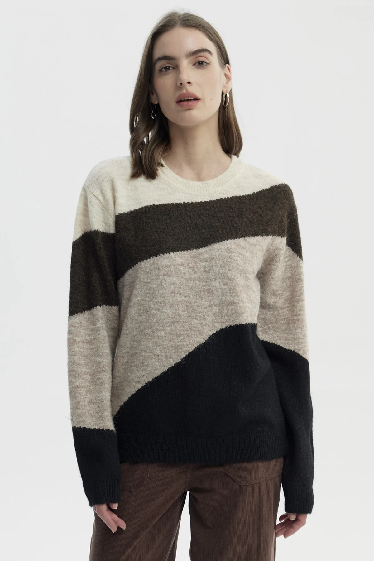 Sweater Mujer Slim Cuello Redondo Café