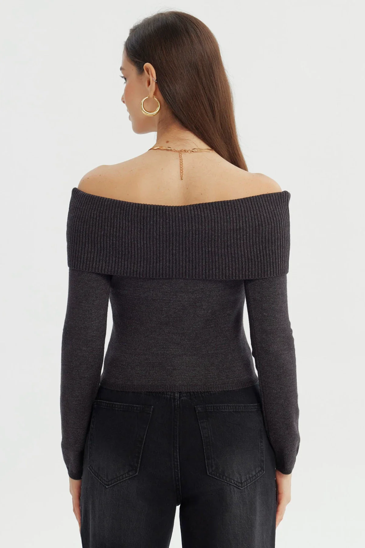Sweater Mujer Slim Gris Oscuro - Image 3