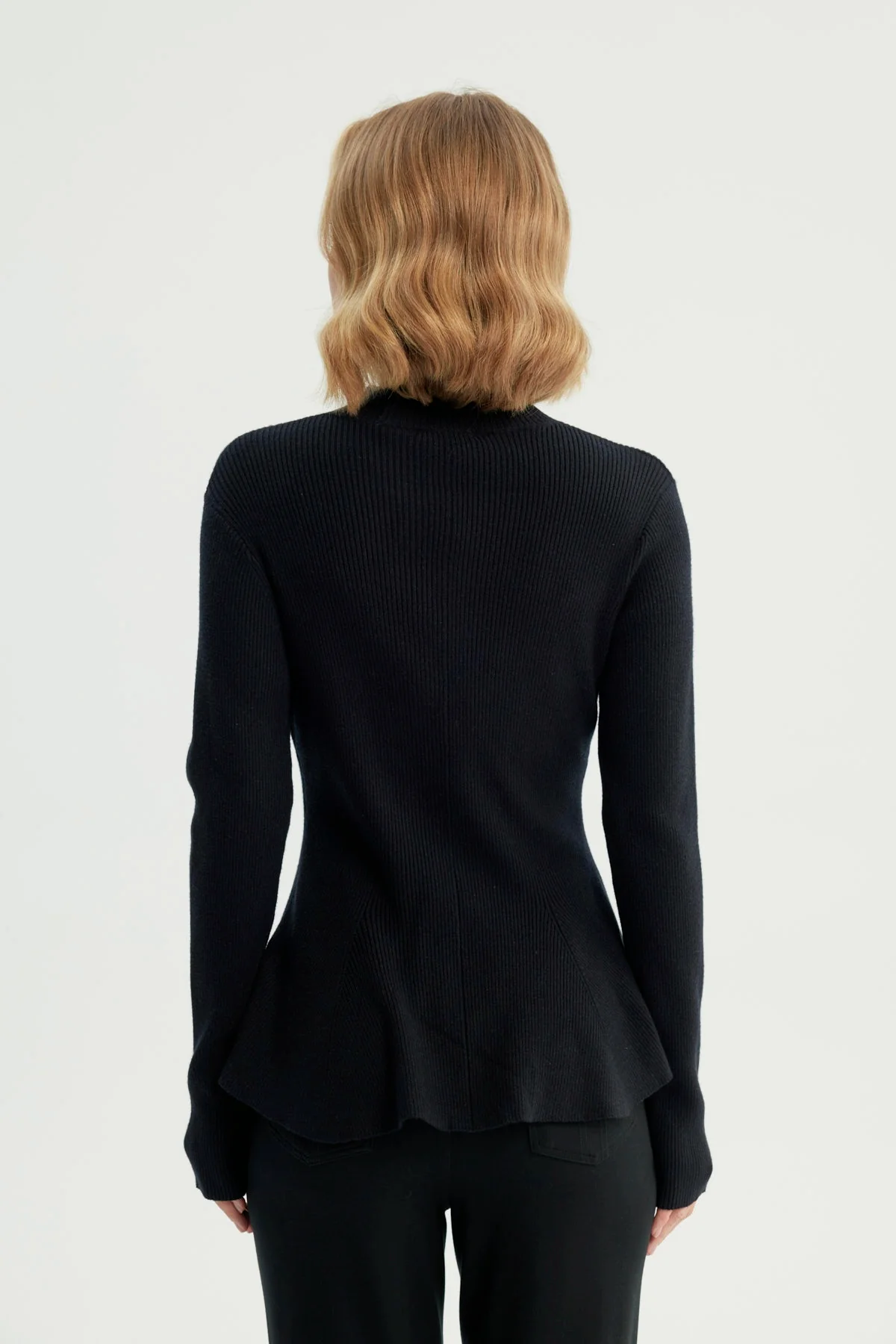 Sweater Mujer Slim Negro - Image 3