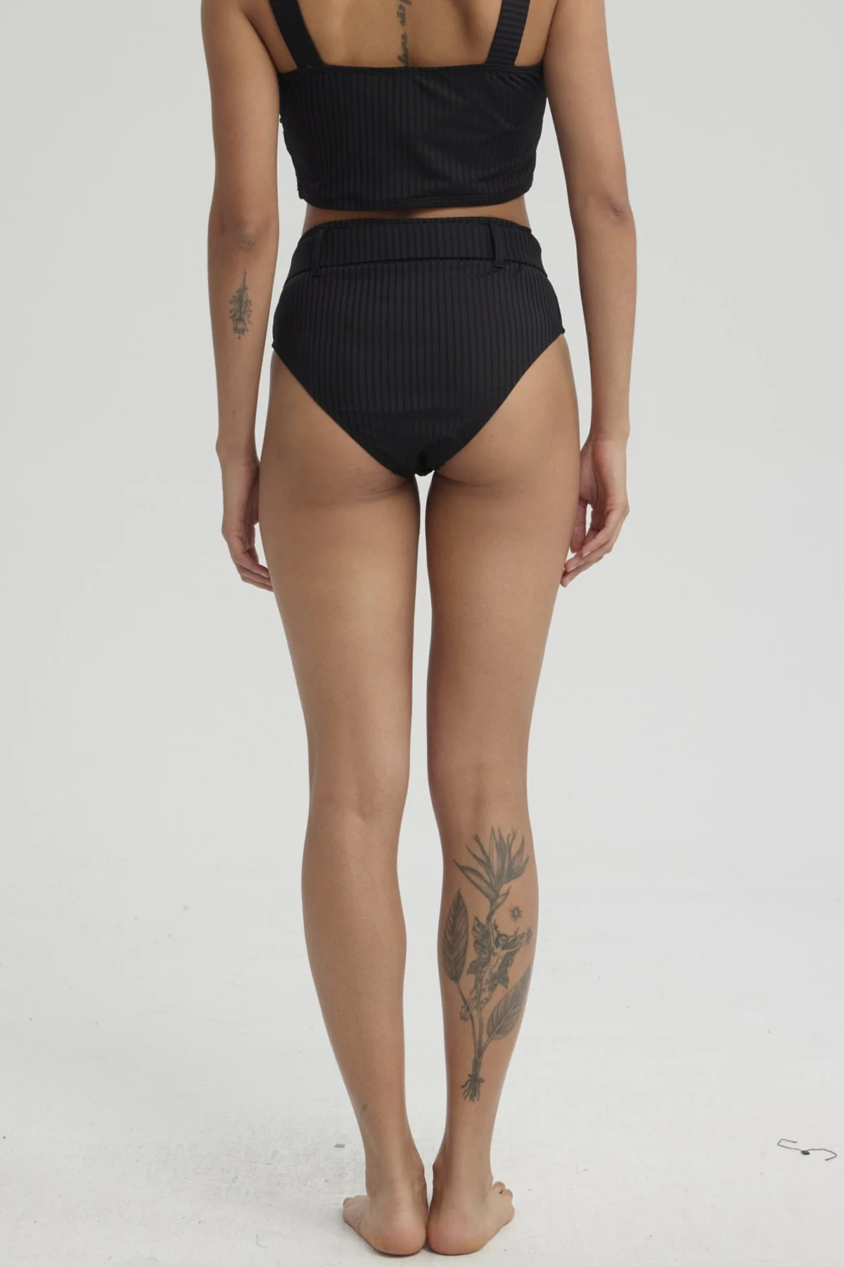 Traje de Baño Mujer Calzón Tiro Alto Aplicación Negro - Image 3